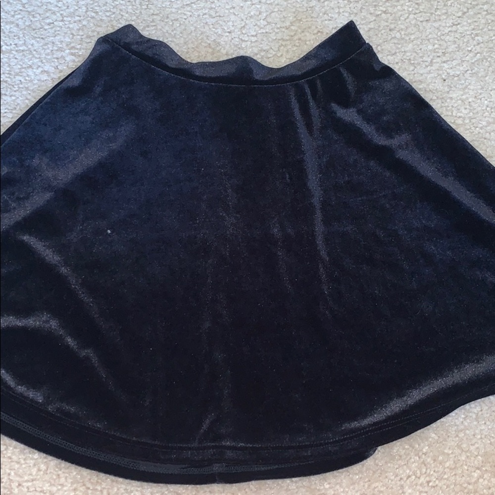 Girls black velvet skirt